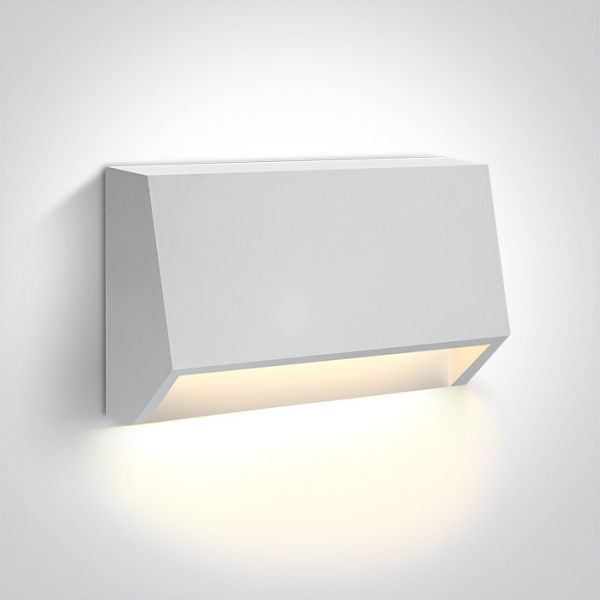 Настенный светильник One Light 67386A/W/V