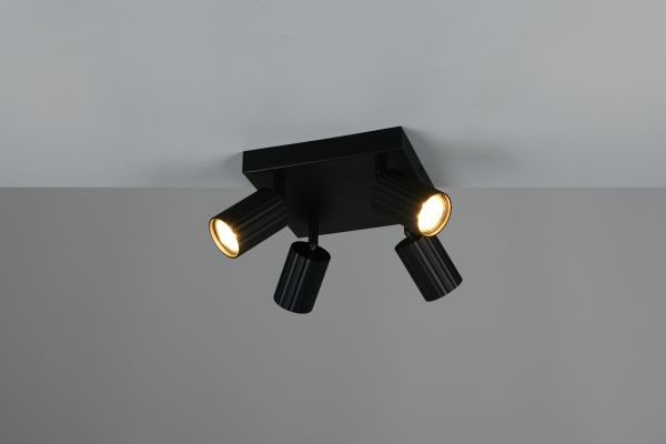 Спот Trio 867730432 Soka