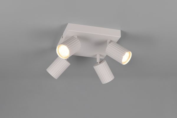 Спот Trio 867730476 Soka